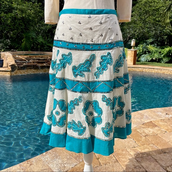 NWOT! BCBGMAXAZRIA Sequined Skirt - Picture 2 of 6